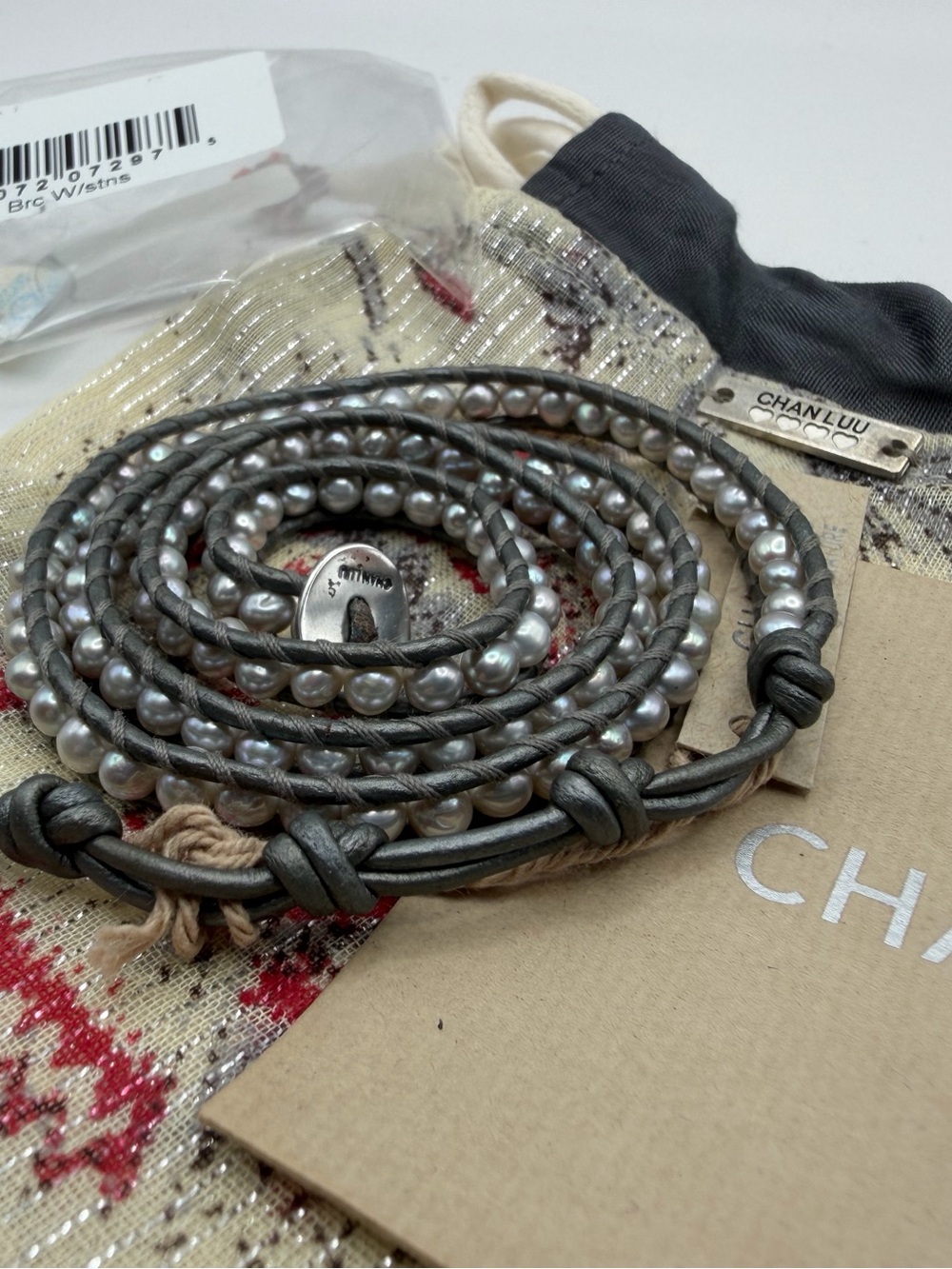 Chan Luu Gray Leather Wrap Bracelet with Gray Pearls - Picture 7 of 15